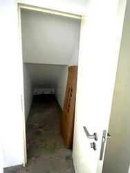 Desker Road Conservation Area (D8), Retail #557752511